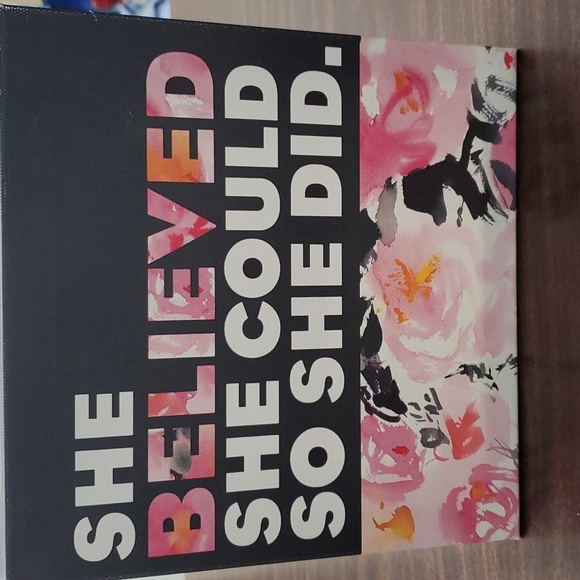 WOMEN EMPOWERED SIGN, floral pink, white and black - Picture 12 of 14